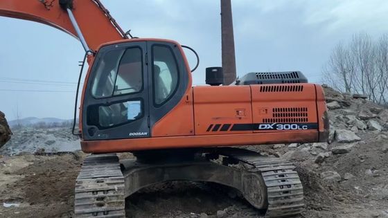 DX300LC second-hand Doushan excavator original paint excavator