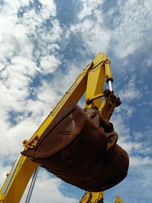 Customs declaration in 2018, Japanese original Used Komatsu excavator PC 490-10