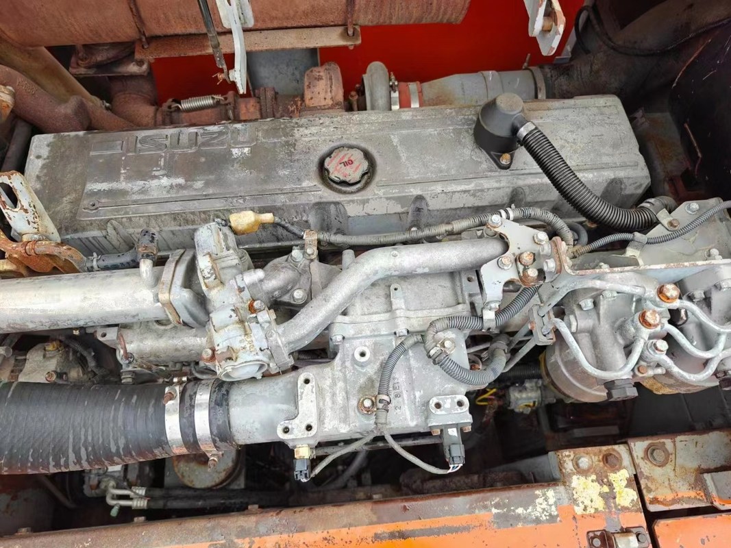 Hoge-prestatie Hitachi 470 LC-3 graafmachine: uw volgende partner voor zware werkzaamheden!