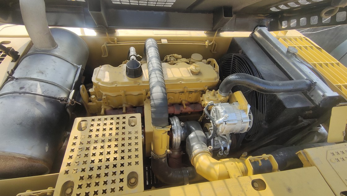 Goedkope aanbieding: Gebruikte graafmachine Cat 325 CL te koop, in goede staat