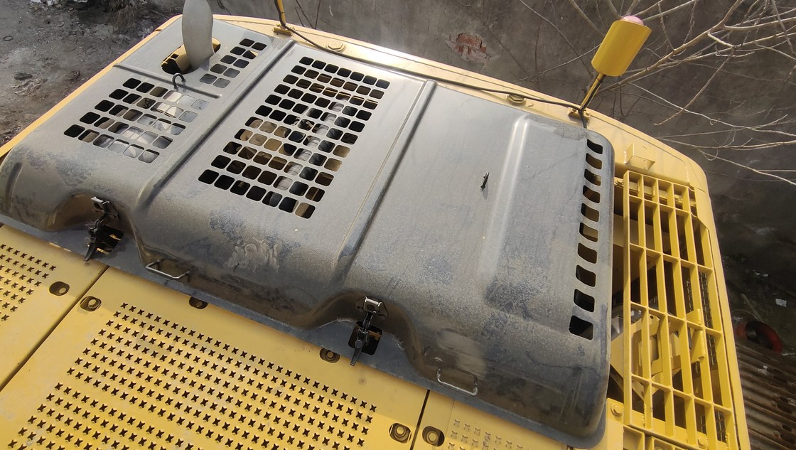 Goedkope aanbieding: Gebruikte graafmachine Cat 325 CL te koop, in goede staat