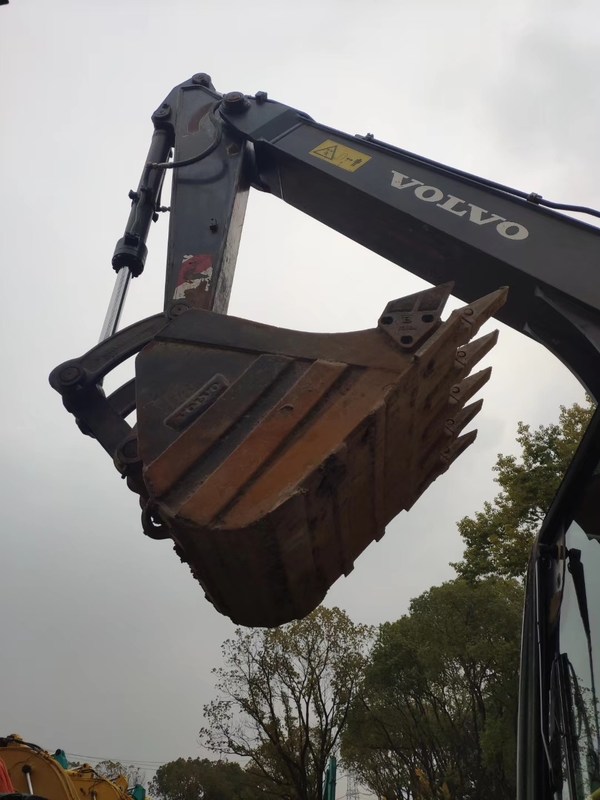 Gebruikte 8 ton Volvo graafmachine goed onderhouden vandaag beschikbaar tegen een korting
