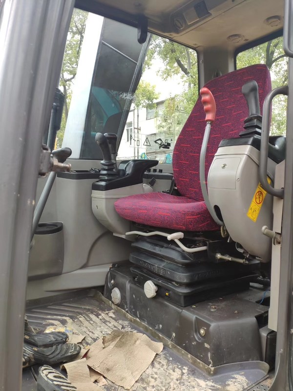 Gebruikte 8 ton Volvo graafmachine goed onderhouden vandaag beschikbaar tegen een korting