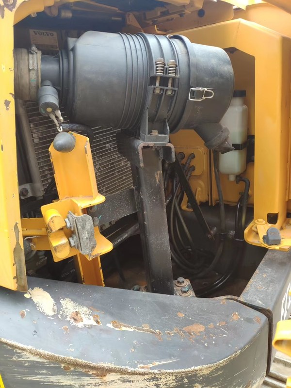 Gebruikte 8 ton Volvo graafmachine goed onderhouden vandaag beschikbaar tegen een korting