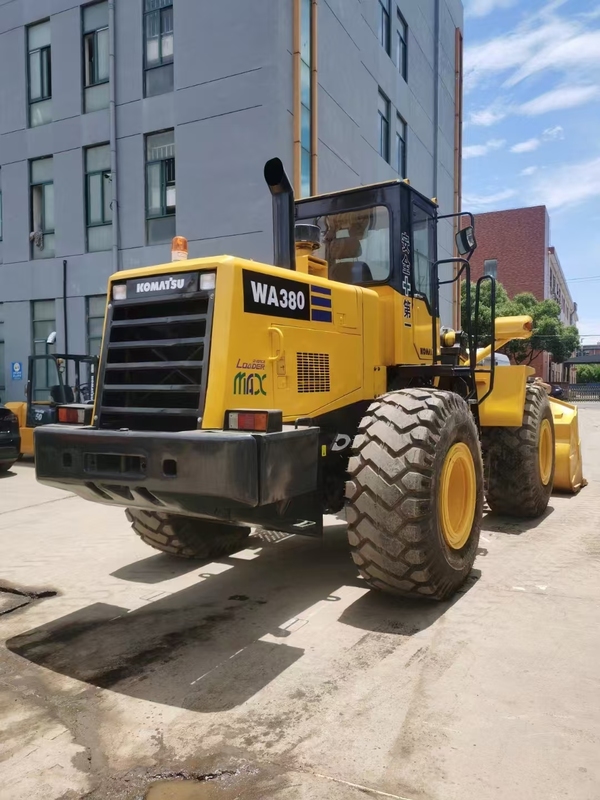 Gebruikte originele komatsu 380wa loader in goede staat voor een eerlijke prijs.