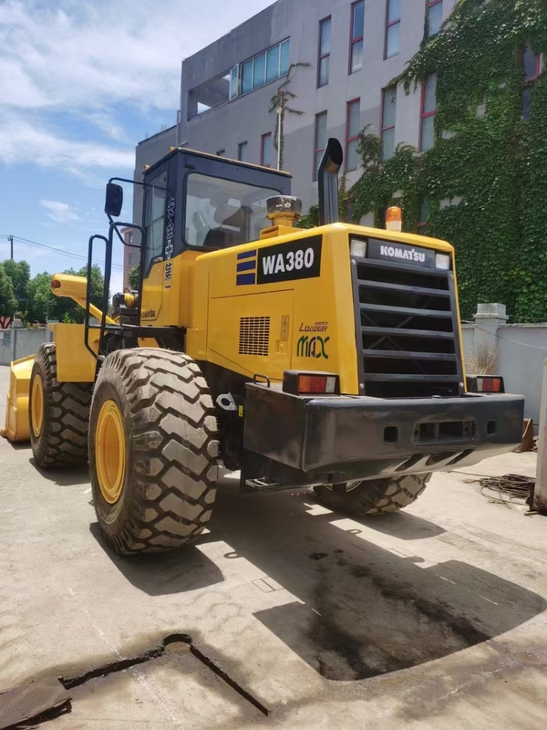 Gebruikte originele komatsu 380wa loader in goede staat voor een eerlijke prijs.