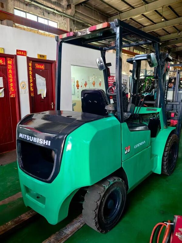 Mitsubishi FD25 FD30 3ton Used Forklift Secondhandl Forklift low price Good Working Condition 2 Mast 3 Stages