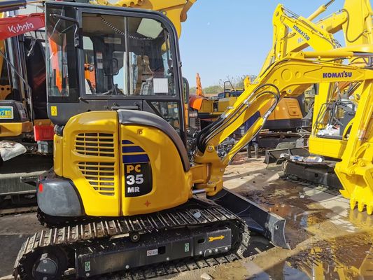 Originele tweedehands graafmachine type Komatsu 35